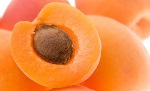 apricot-kernel-increase-skin-tissues-elasticity